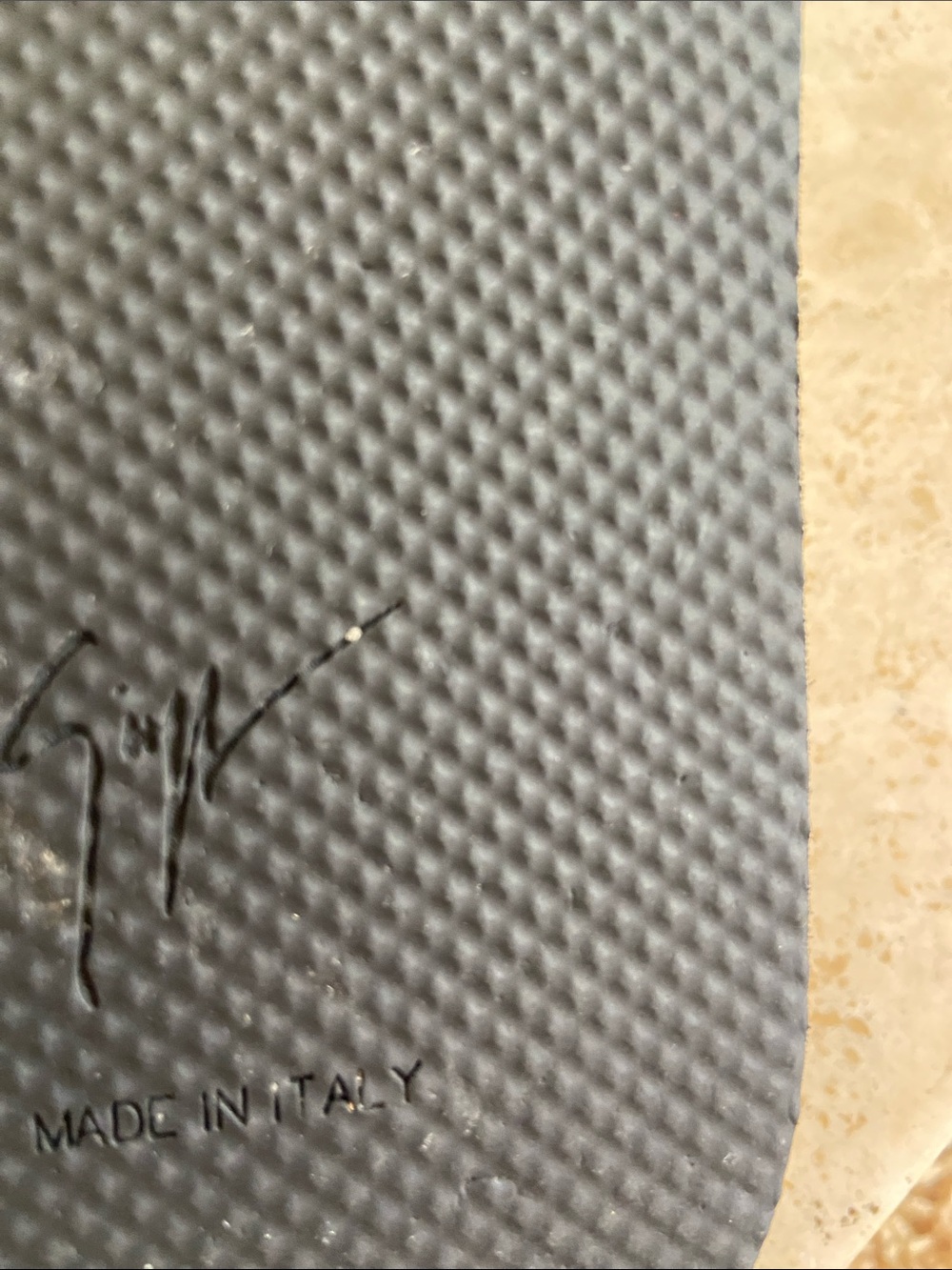 Giuseppe Zanotti EUC - Picture 10 of 11